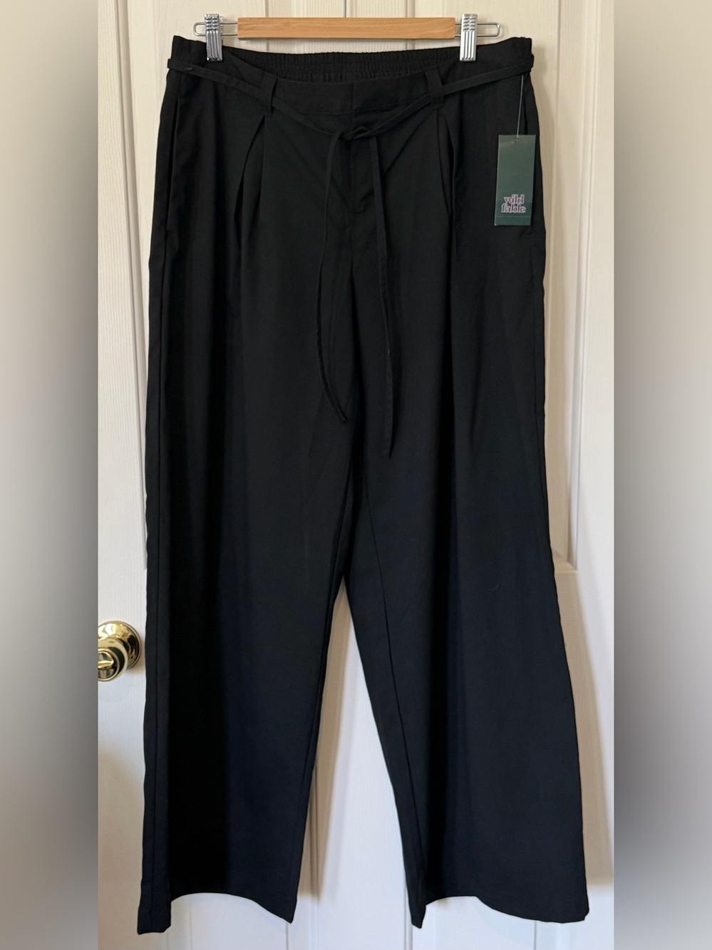 wild fable Black Relaxed Drawstring woman’s pants.